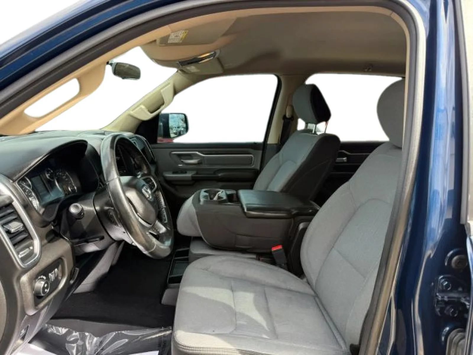Used 2019 RAM 1500 Big Horn AWD/4WD image 10