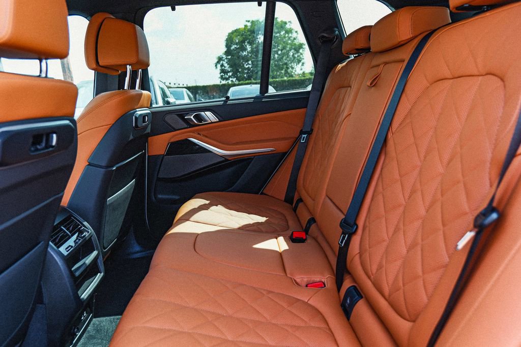 New 2026 BMW X5 sDrive40i w/ M Sport Package image 18