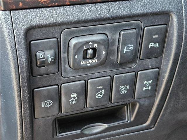 Used 2014 Toyota Land Cruiser AWD/4WD image 24