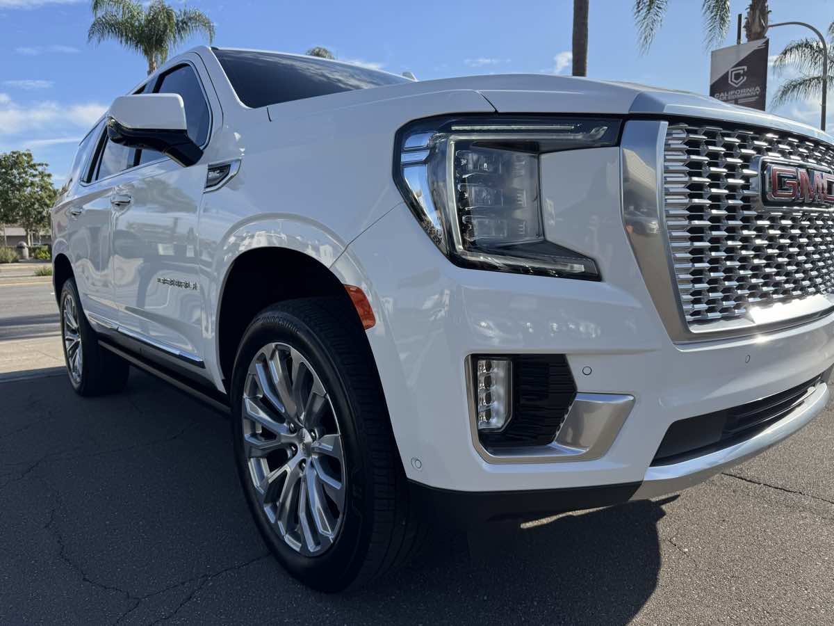 Used 2024 GMC Yukon Denali w/ Advanced Technology Package image 10