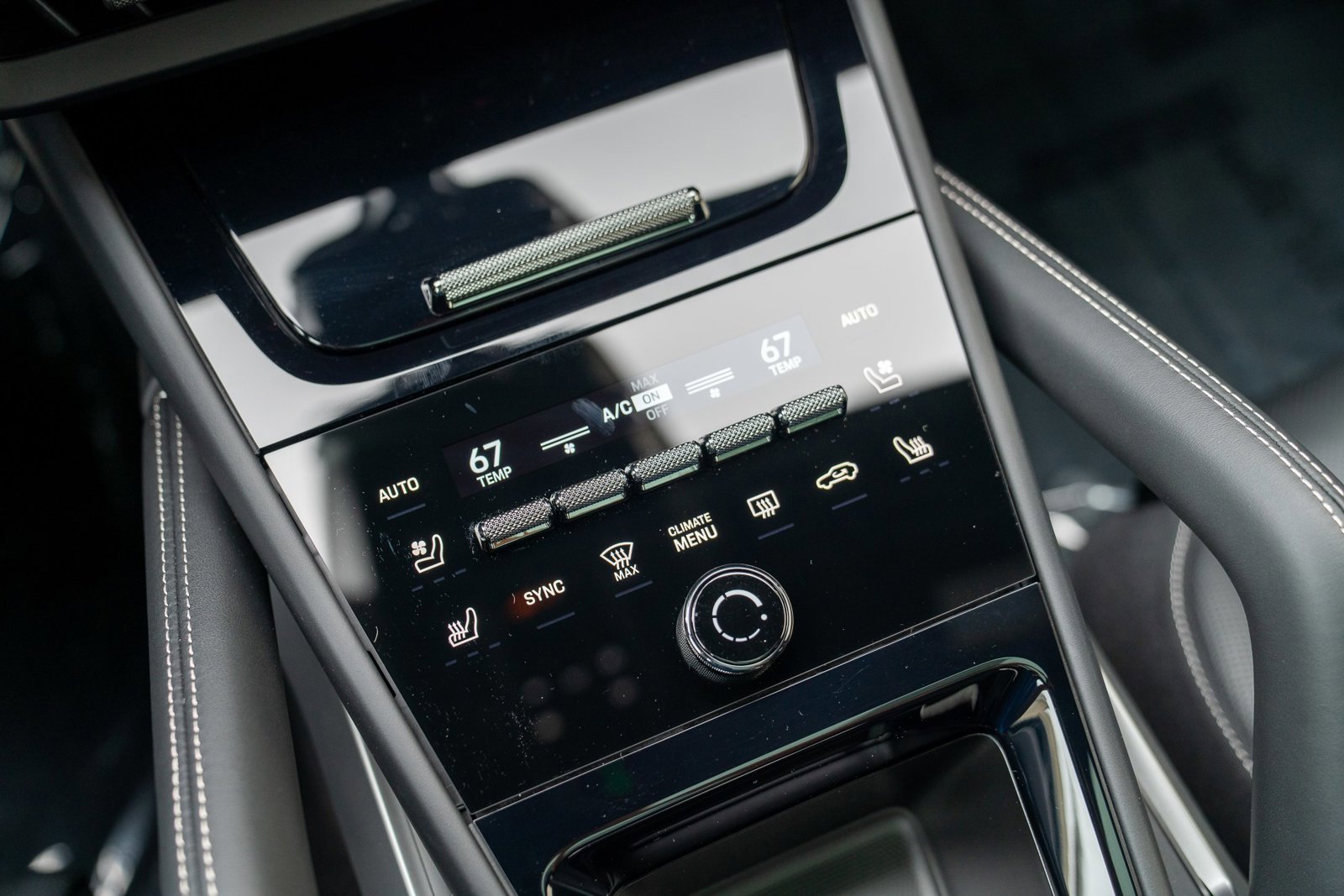 New 2025 Porsche Cayenne GTS AWD/4WD image 20