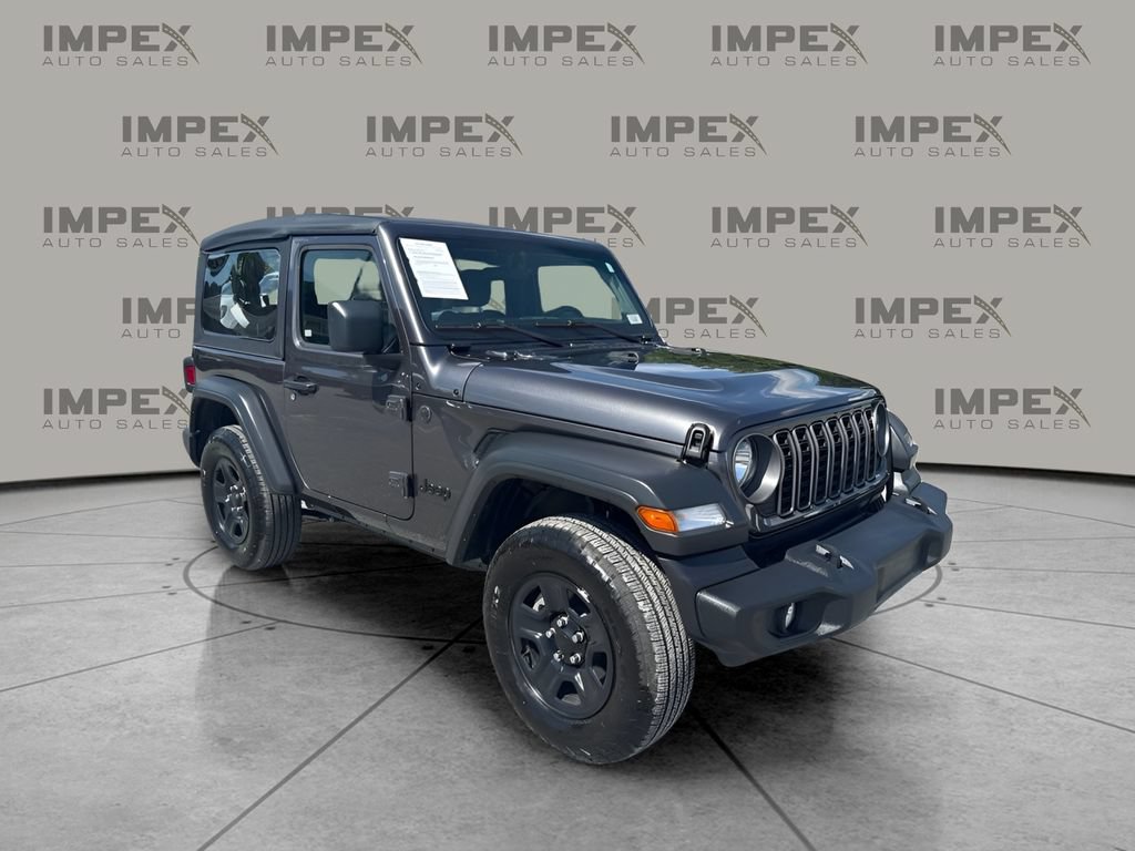 Used 2025 Jeep Wrangler Sport AWD/4WD image 4