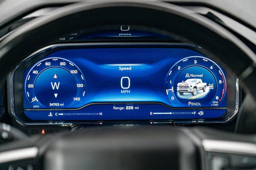 Used 2024 Chevrolet Silverado 3500 LT image 18