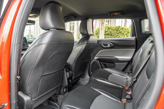 Used 2023 Jeep Compass Latitude AWD/4WD image 40