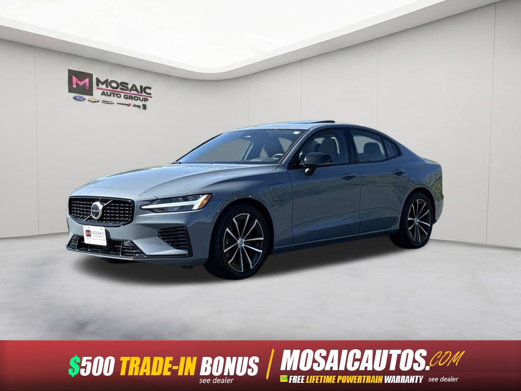 Used 2023 Volvo S60 T8 Plus AWD/4WD image 3