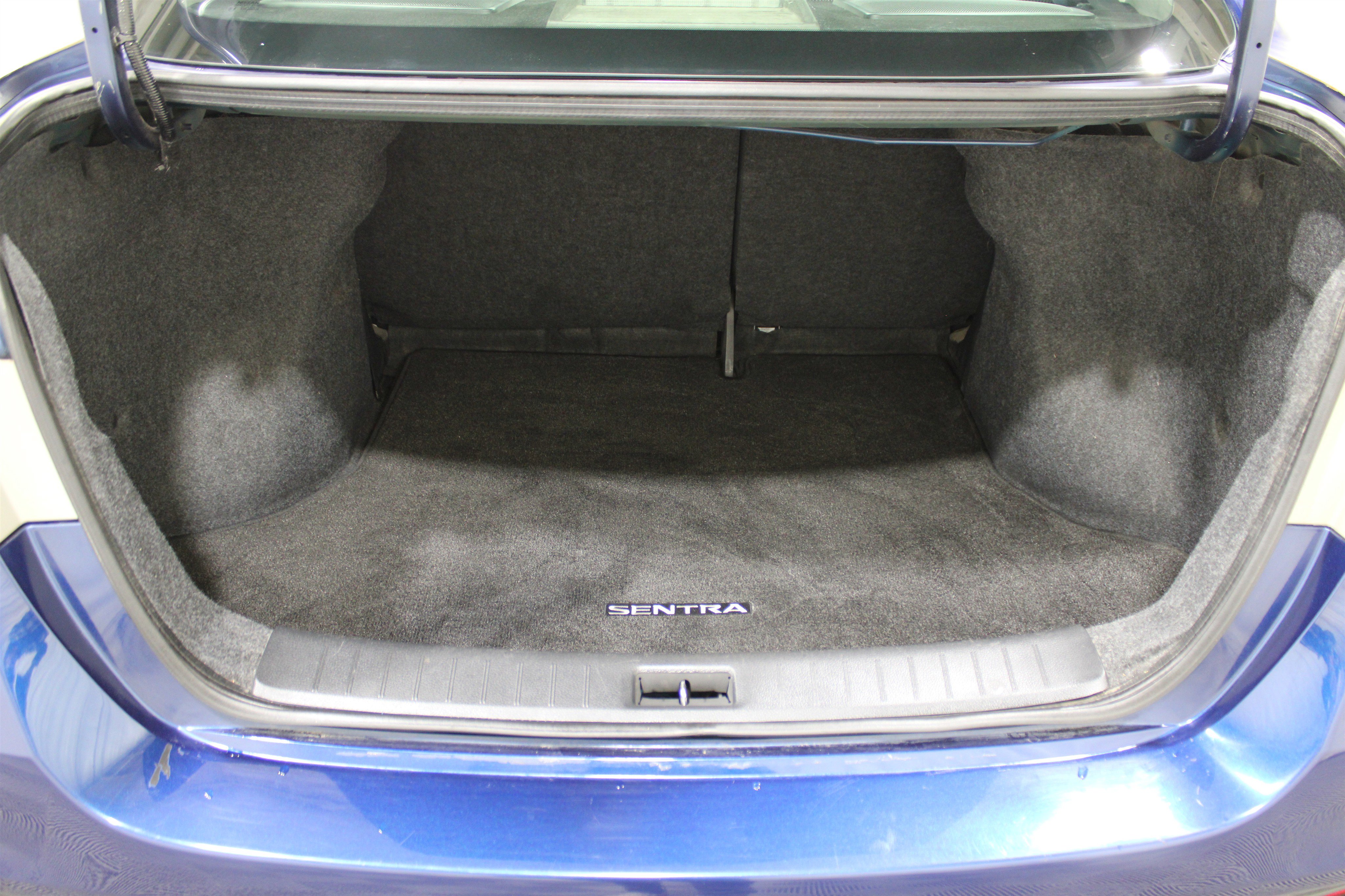 Used 2019 Nissan Sentra S image 24