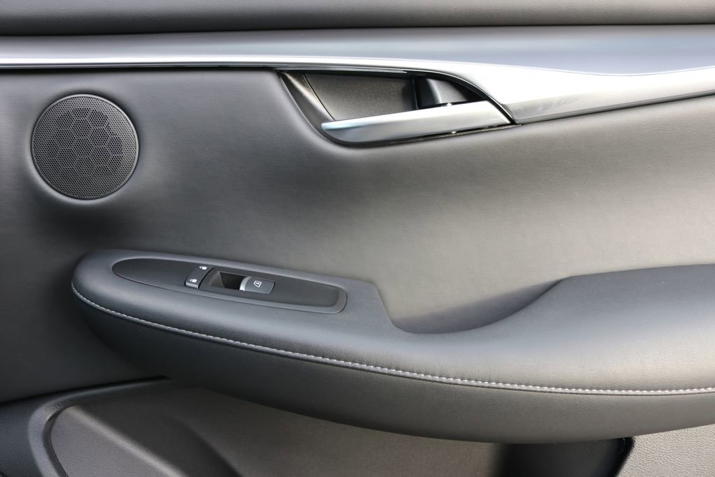 Certified 2025 INFINITI QX50 Luxe image 36