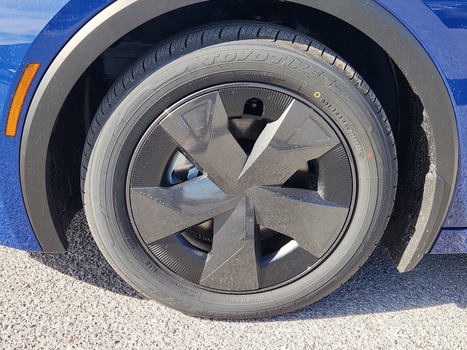 New 2026 Toyota Prius Plug-In Hybrid image 13