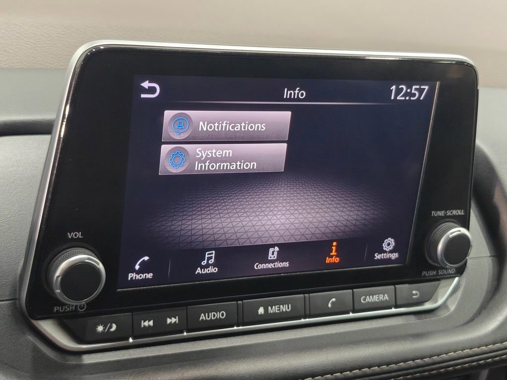 Used 2023 Nissan Rogue S image 33