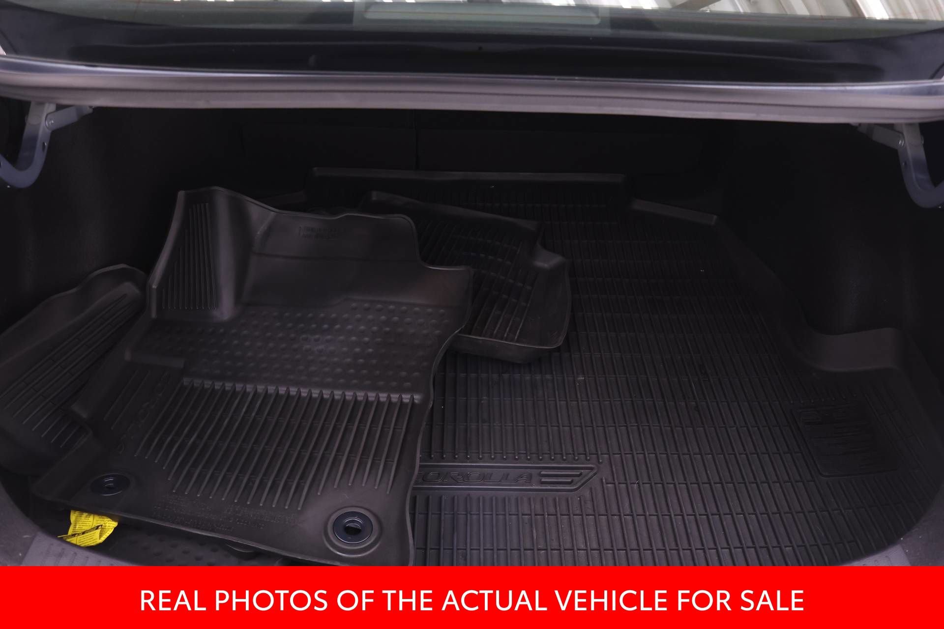 Certified 2022 Toyota Corolla LE image 15