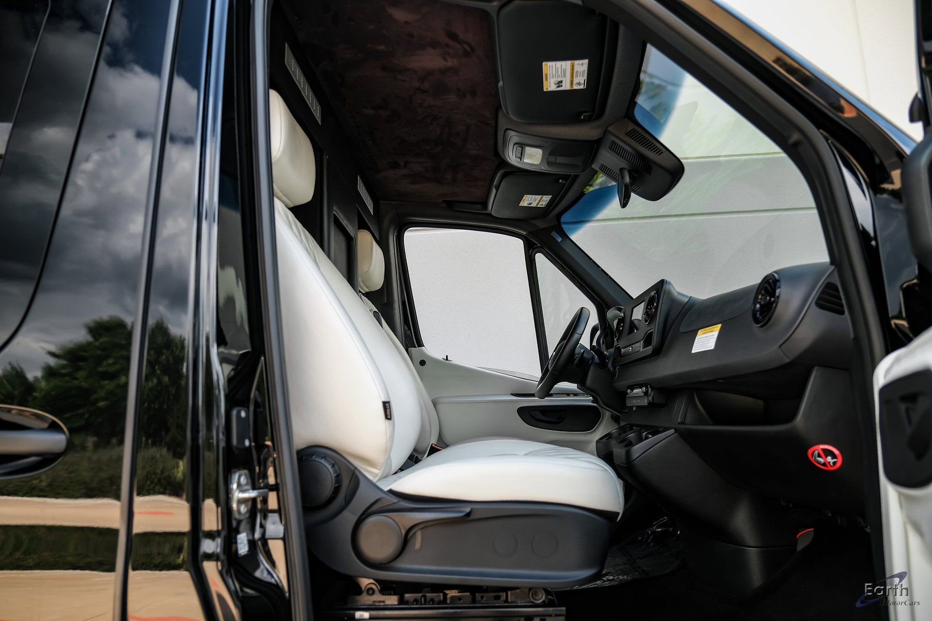 Used 2022 Mercedes-Benz Sprinter 2500 image 39