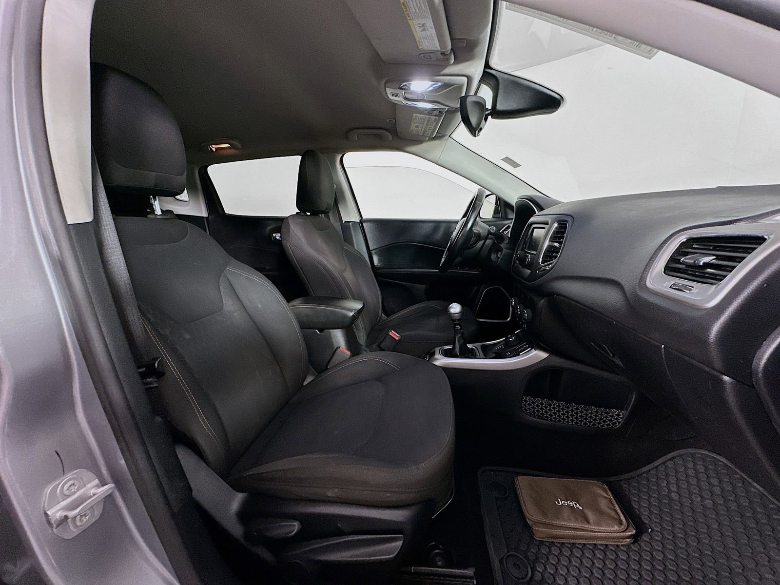 Used 2017 Jeep Compass Sport w/ Cold Weather Group image 27