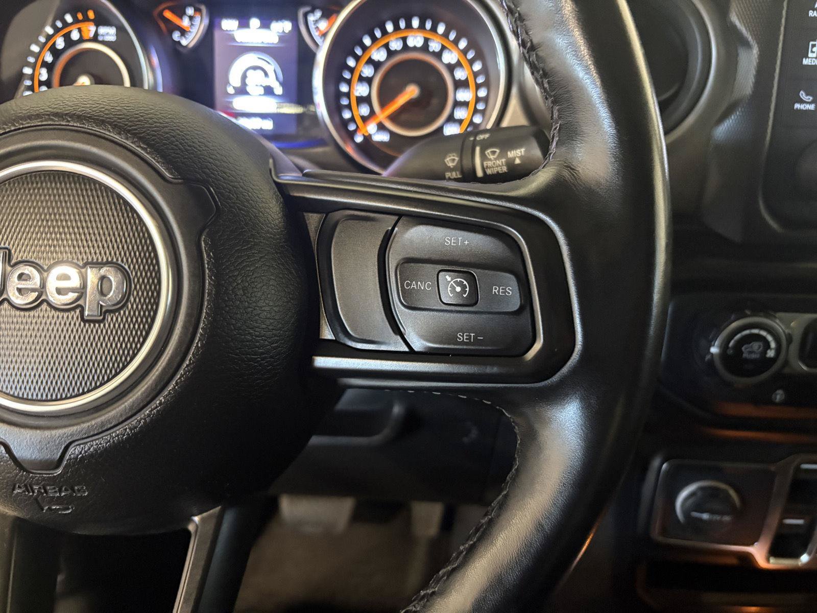 Used 2021 Jeep Gladiator Sport AWD/4WD image 22