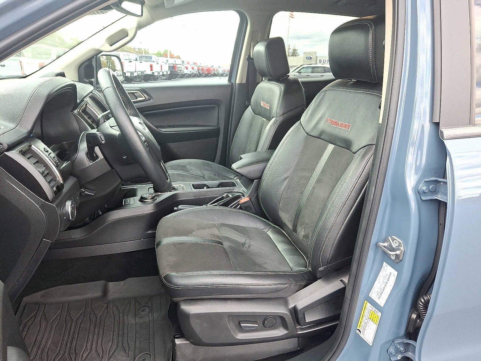 Certified 2023 Ford Ranger Lariat w/ Tremor Off-Road Package image 13