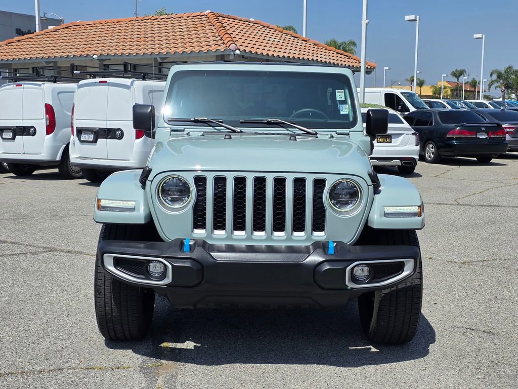 Used 2023 Jeep Wrangler Unlimited Sahara AWD/4WD image 2