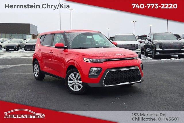 Used 2022 Kia Soul LX image 1