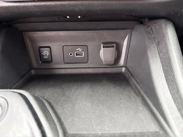 Used 2025 Nissan Sentra S FWD image 17
