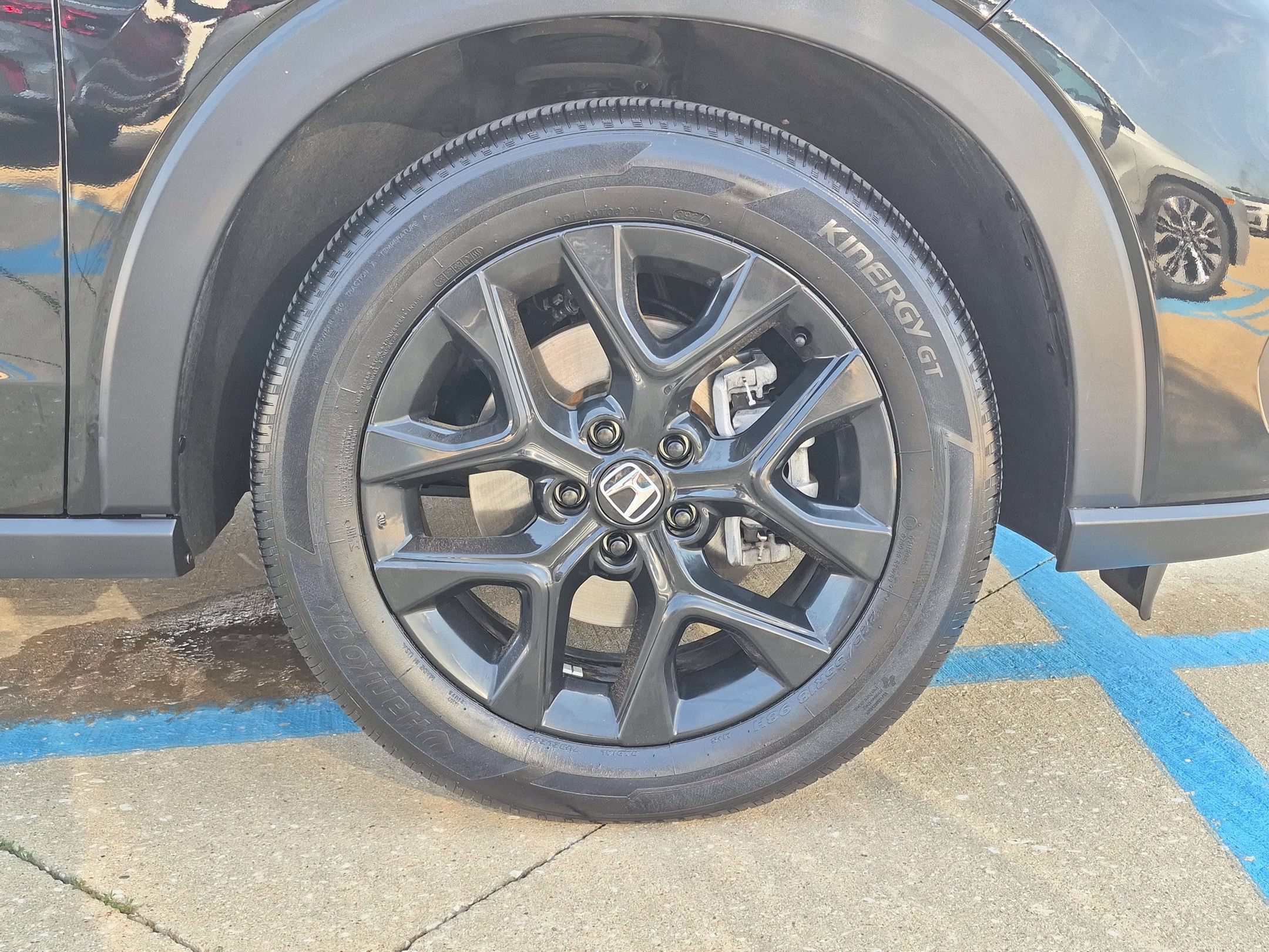 Certified 2025 Honda HR-V Sport image 33