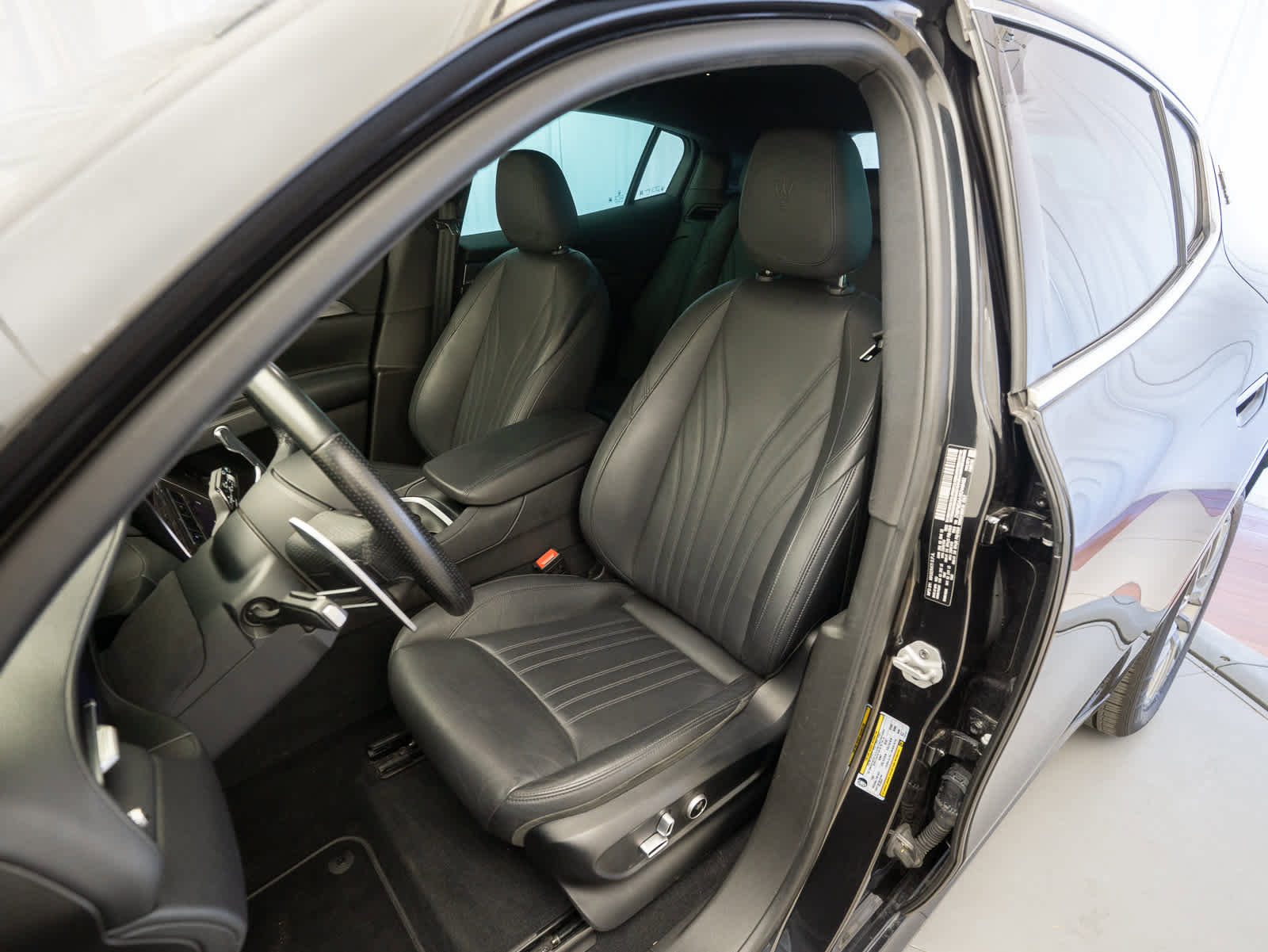 Used 2024 Maserati Grecale GT image 15