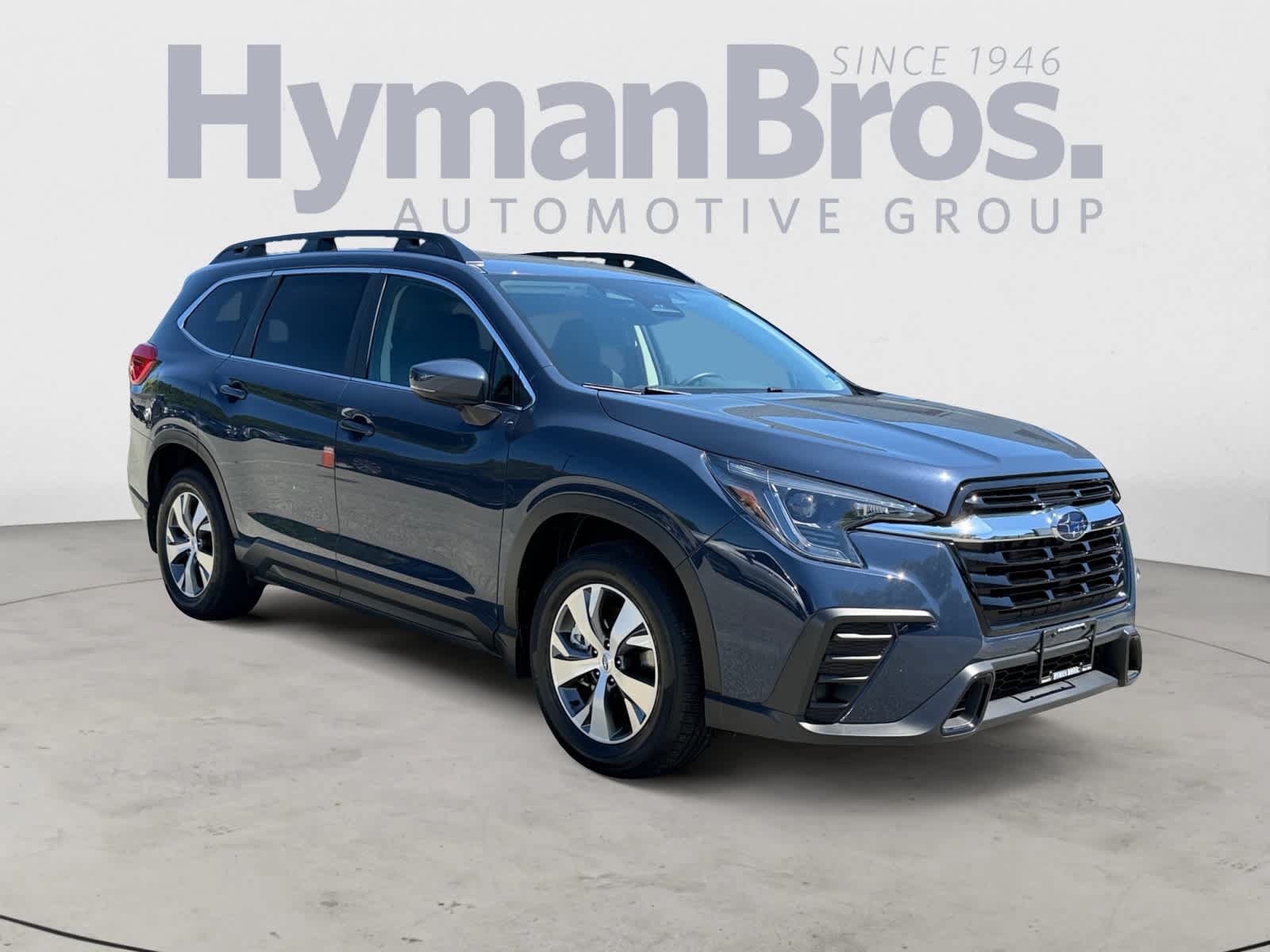 Certified 2025 Subaru Ascent Premium AWD/4WD image 1