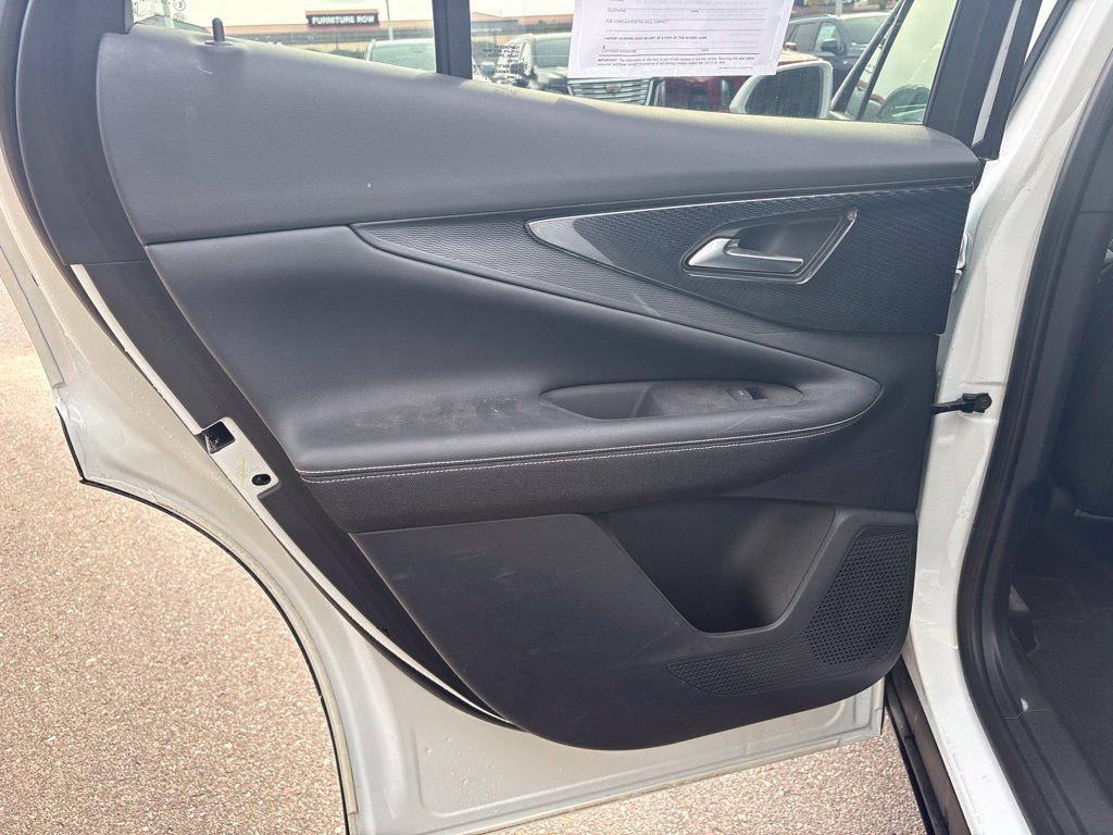 Used 2024 Chevrolet Blazer EV LT AWD/4WD image 16
