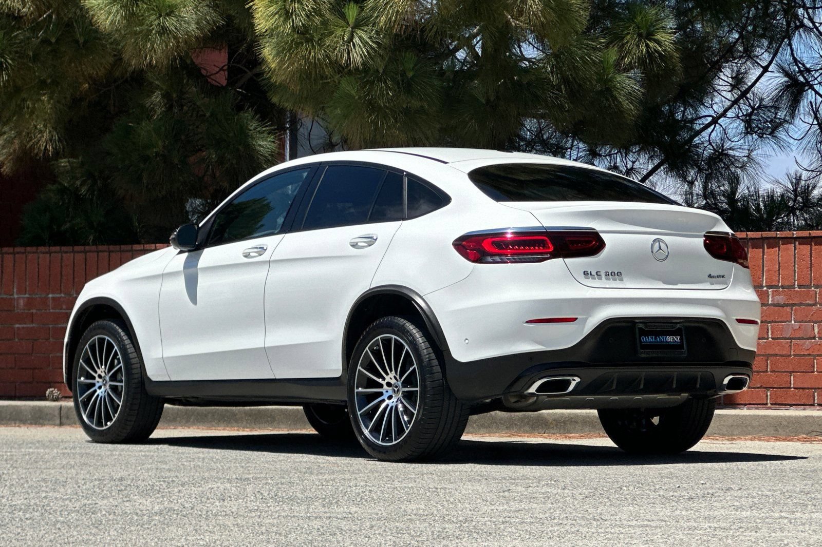 Certified 2023 Mercedes-Benz GLC 300 4MATIC Coupe image 7