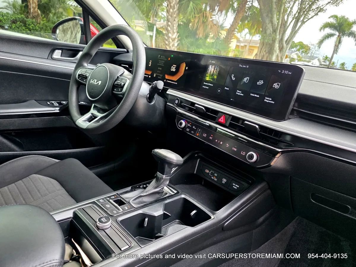 Used 2025 Kia K5 LXS image 34