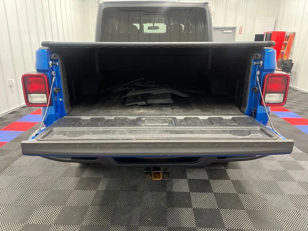 Used 2021 Jeep Gladiator Sport AWD/4WD image 5