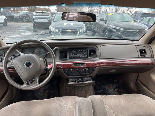 Used 2002 Mercury Grand Marquis GS image 7