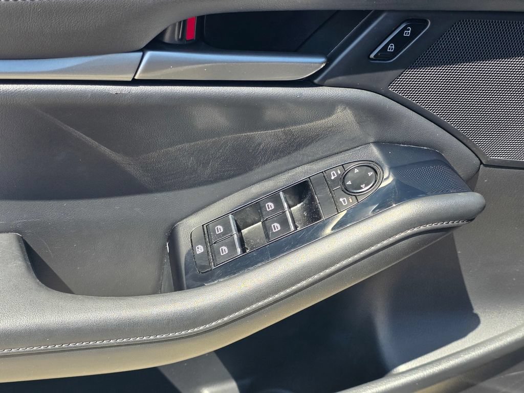 Used 2024 MAZDA MAZDA3 s FWD image 13