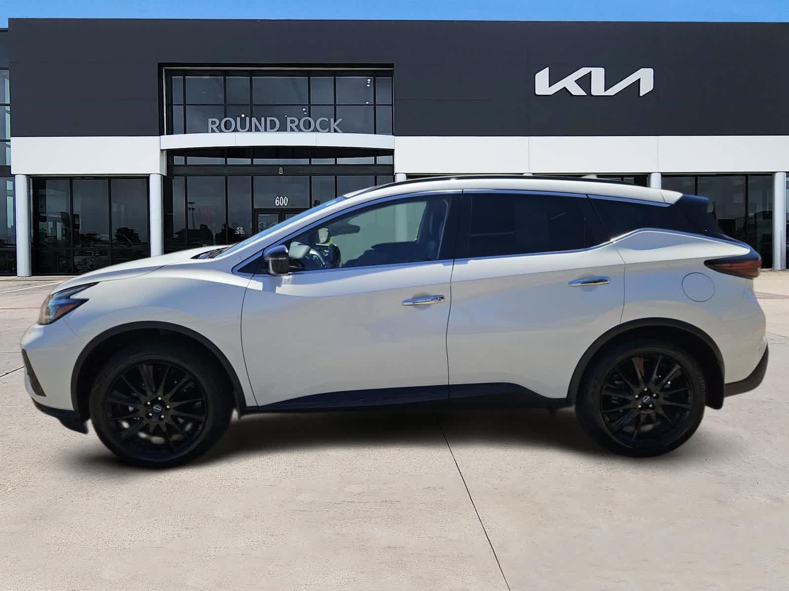 Used 2024 Nissan Murano SV w/ SV Midnight Edition Package FWD image 4