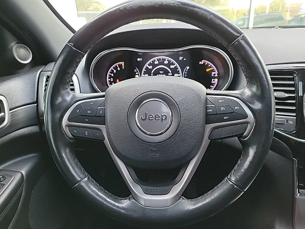 Used 2020 Jeep Grand Cherokee Altitude AWD/4WD image 22