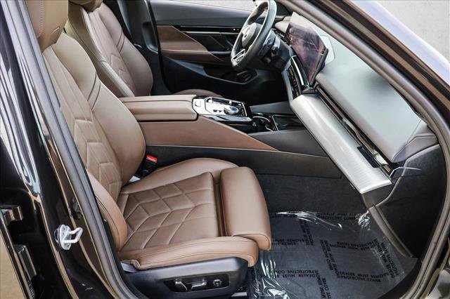 Used 2026 BMW 530i xDrive image 27