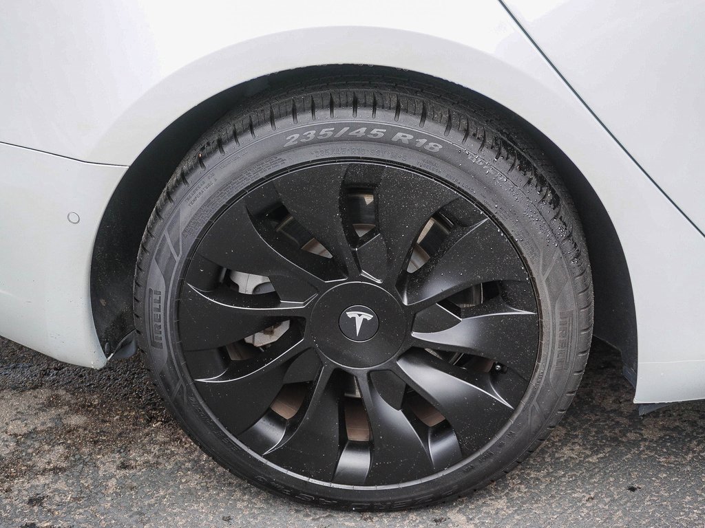 Used 2021 Tesla Model 3 Standard Range Plus image 8