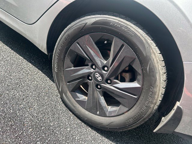 Certified 2023 Hyundai Elantra SEL FWD image 7