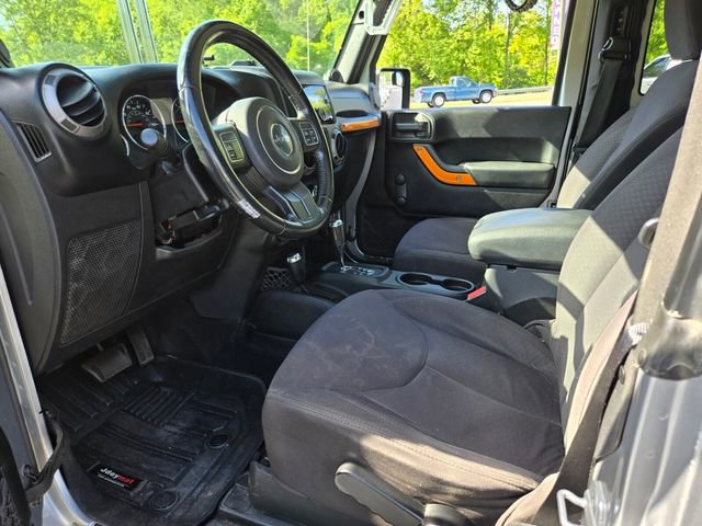 Used 2013 Jeep Wrangler Sport AWD/4WD image 11