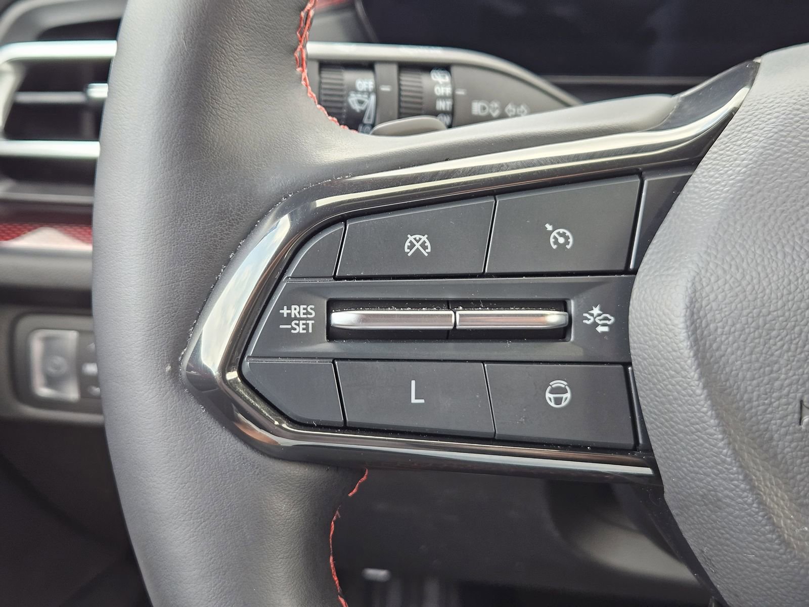 Certified 2024 Chevrolet Traverse RS w/ LPO, Floor Liner Package image 24