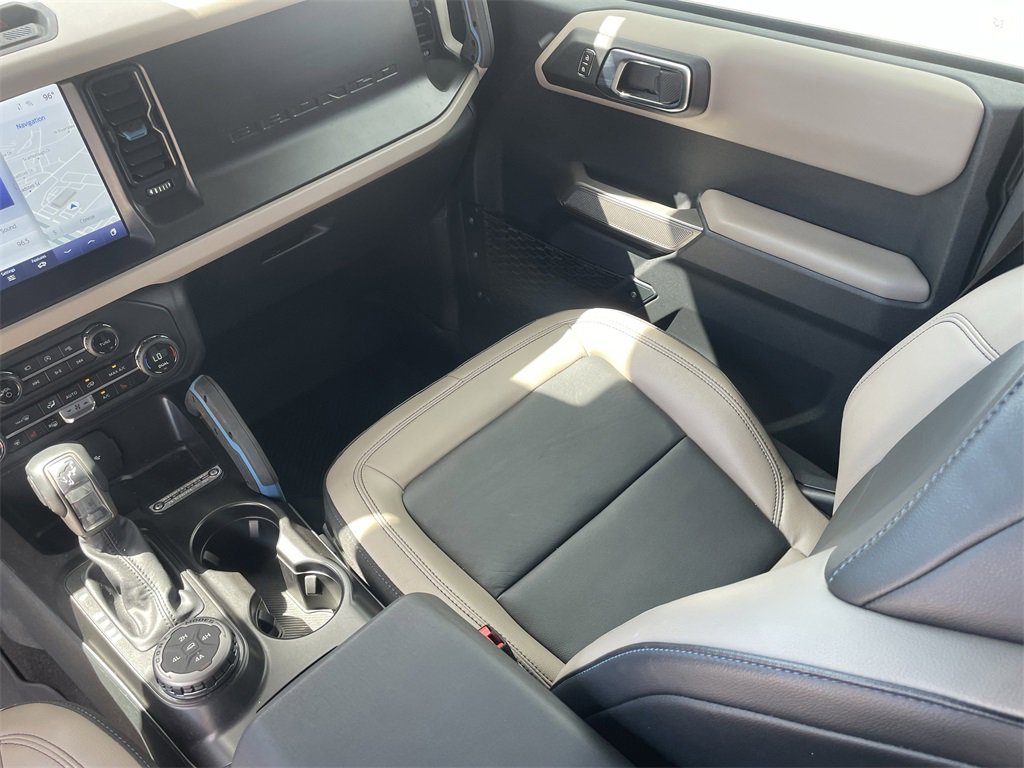 Used 2023 Ford Bronco Wildtrak image 28