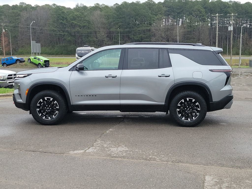 Used 2025 Chevrolet Traverse Z71 w/ LPO, Floor Liner Package image 6