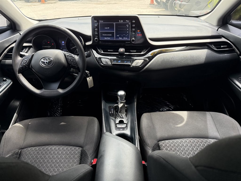 Used 2021 Toyota C-HR LE image 12