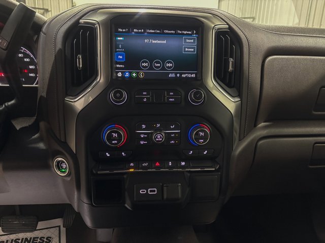 Used 2021 Chevrolet Silverado 1500 LT image 22