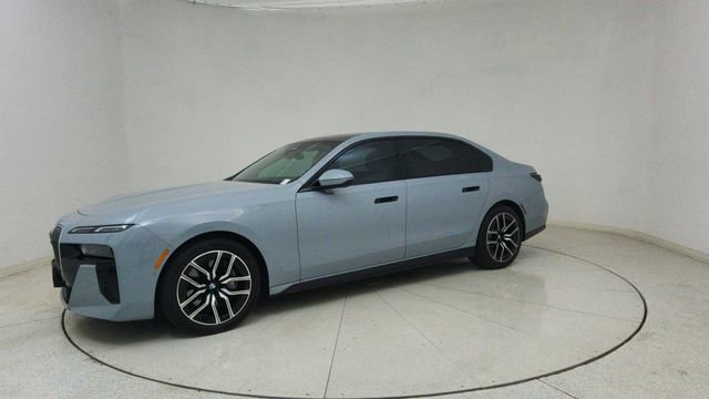 Used 2025 BMW 740i xDrive w/ Premium Package image 66