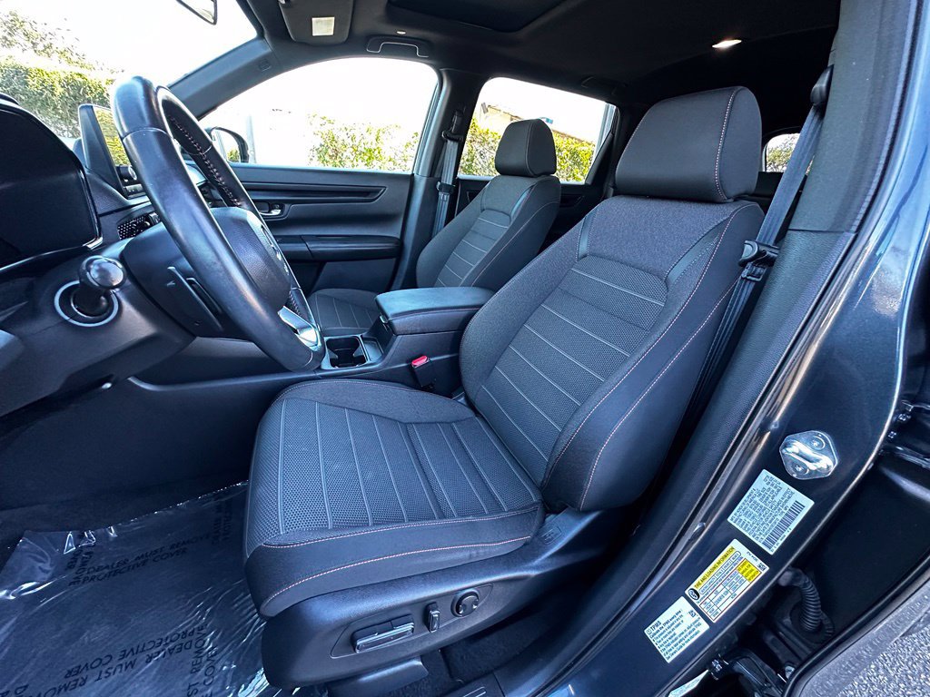 Used 2025 Honda CR-V Sport image 25