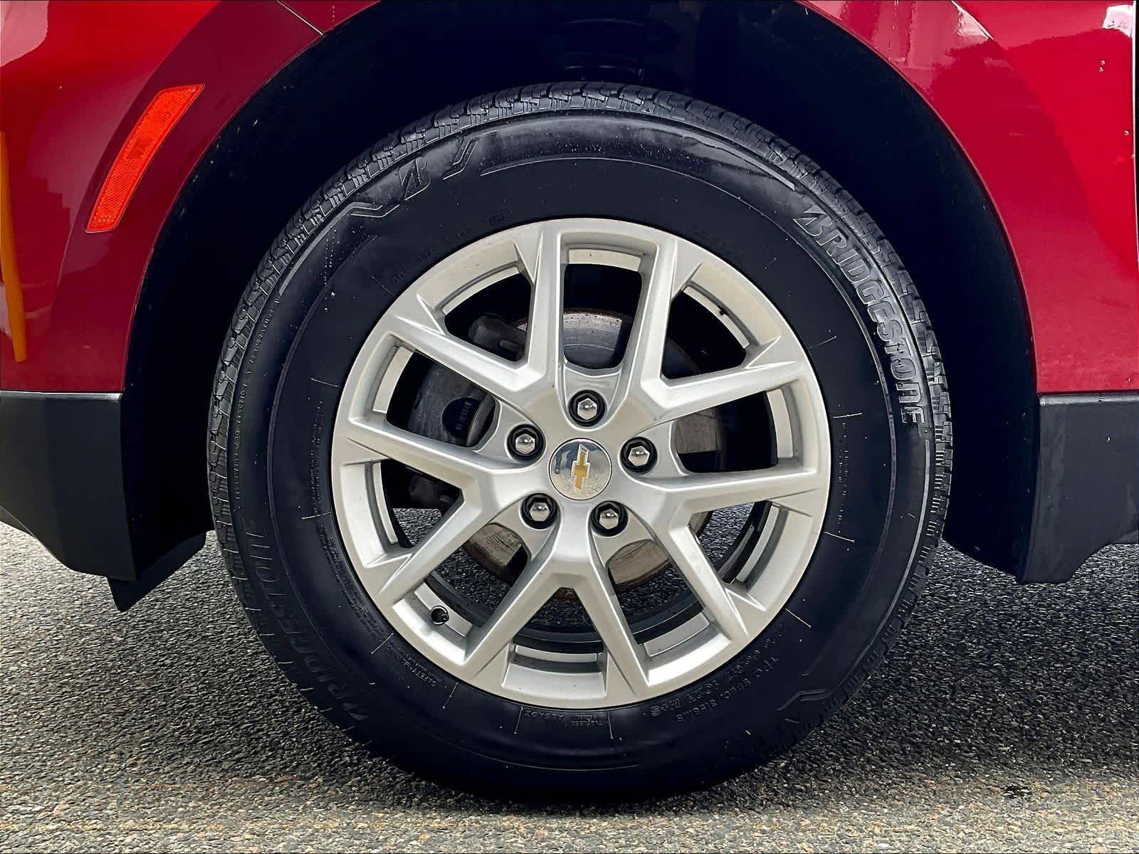Used 2024 Chevrolet Equinox LT AWD/4WD image 7