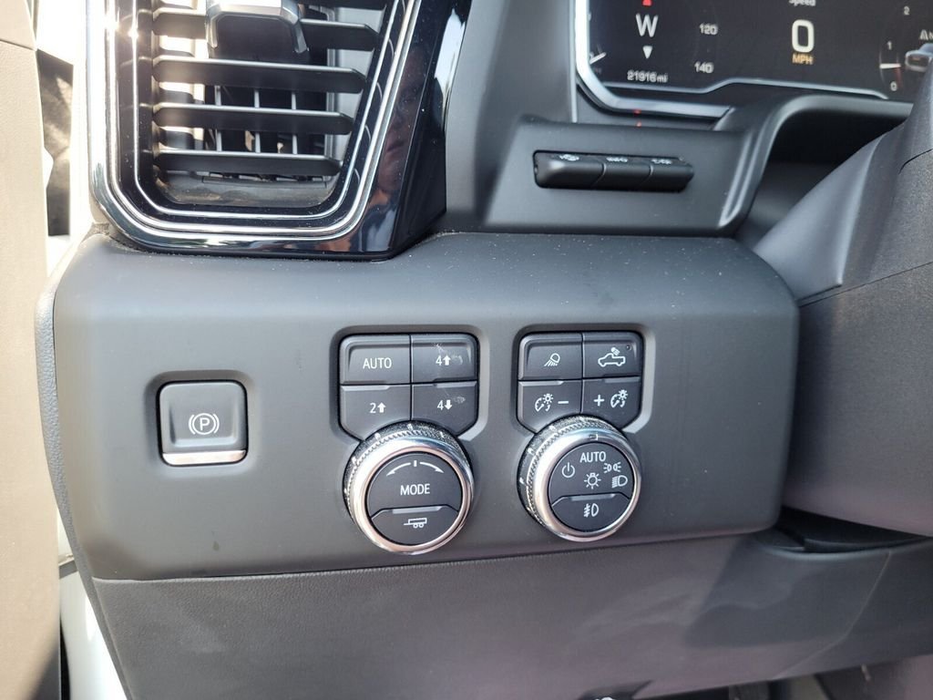 Used 2024 GMC Sierra 1500 AT4X AWD/4WD image 27