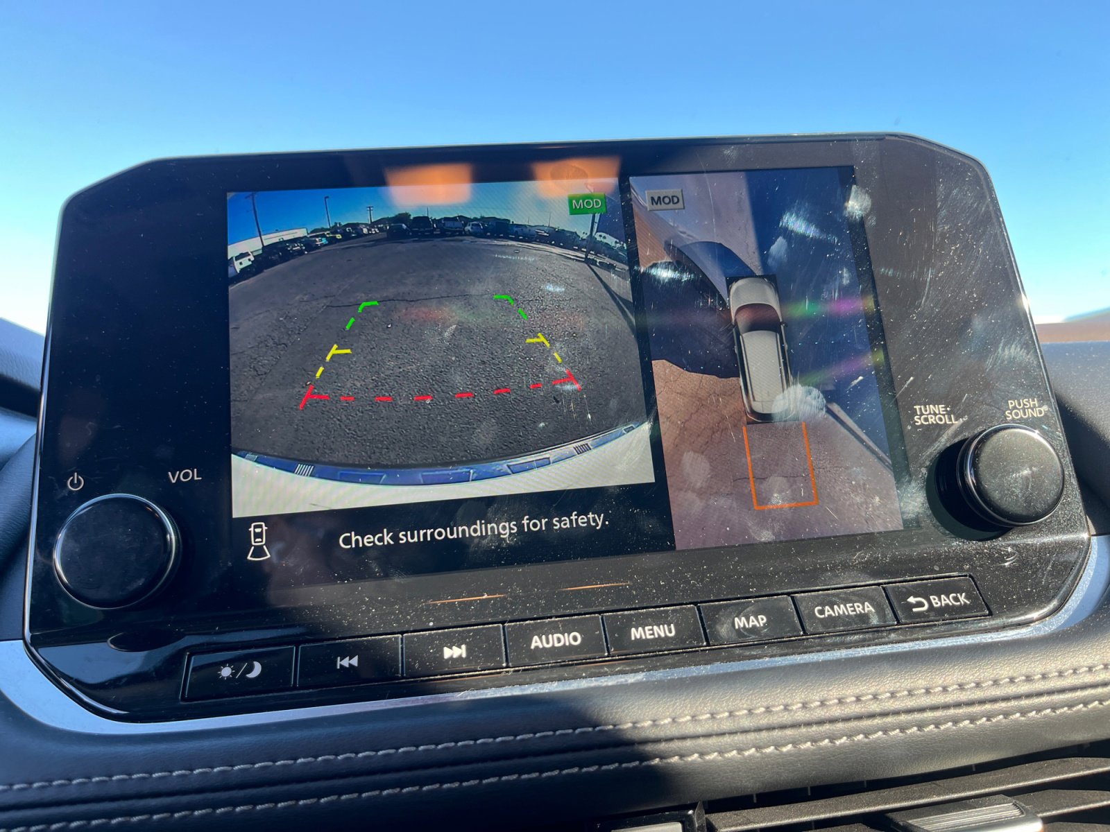 Used 2023 Nissan Rogue SL w/ SL Premium Package image 28