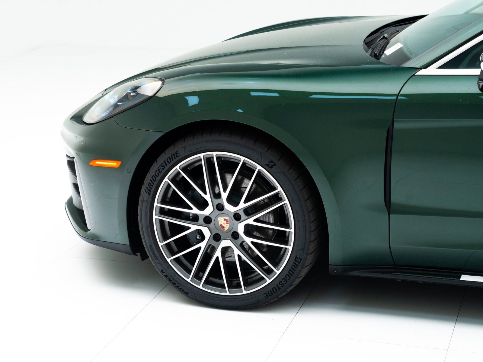 New 2026 Porsche Panamera 4 AWD/4WD image 11