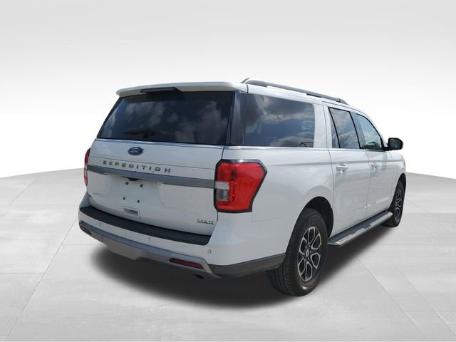 Used 2023 Ford Expedition Max XLT image 4
