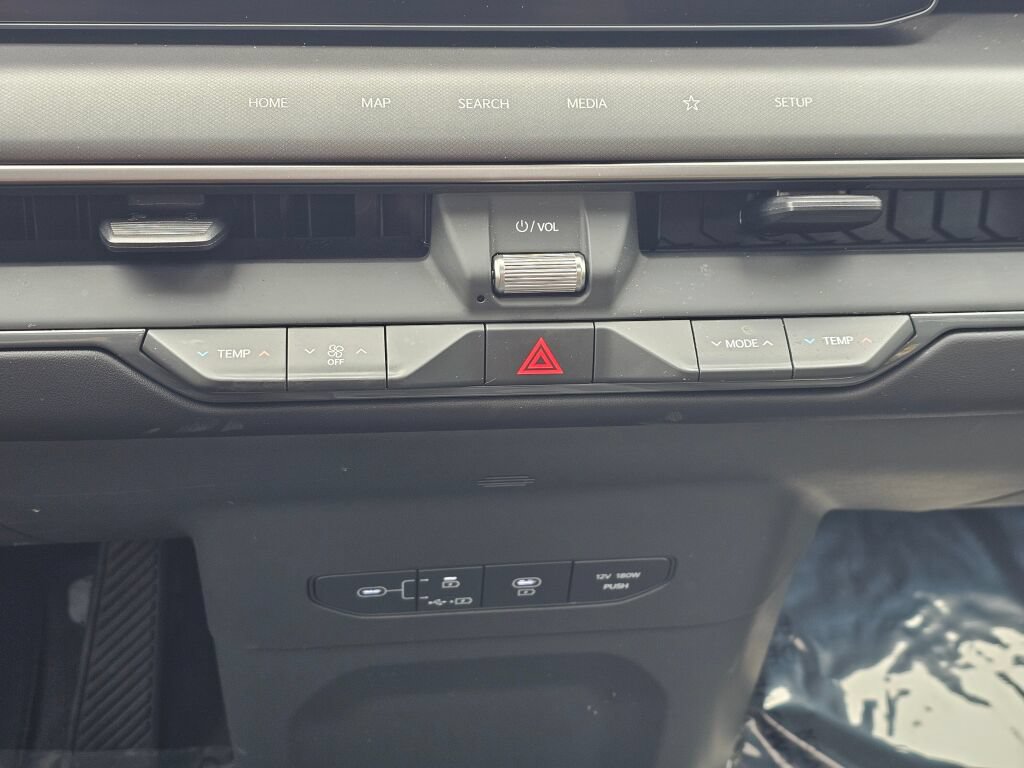 Certified 2024 Kia EV9 Wind AWD/4WD image 18