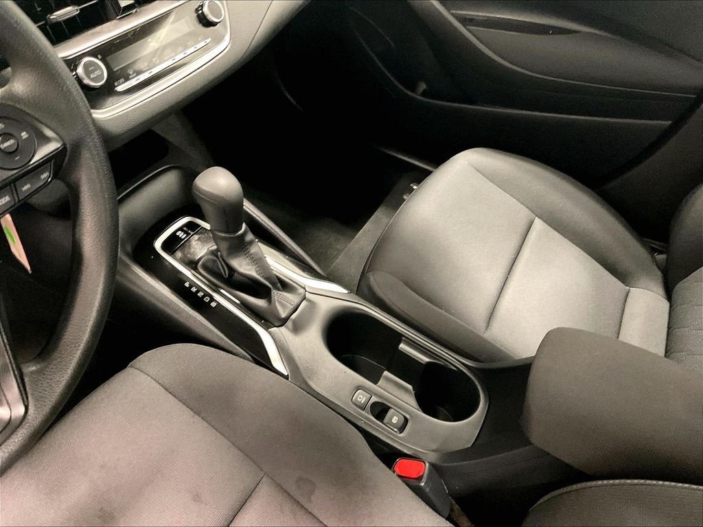 Certified 2026 Toyota Corolla LE FWD image 20